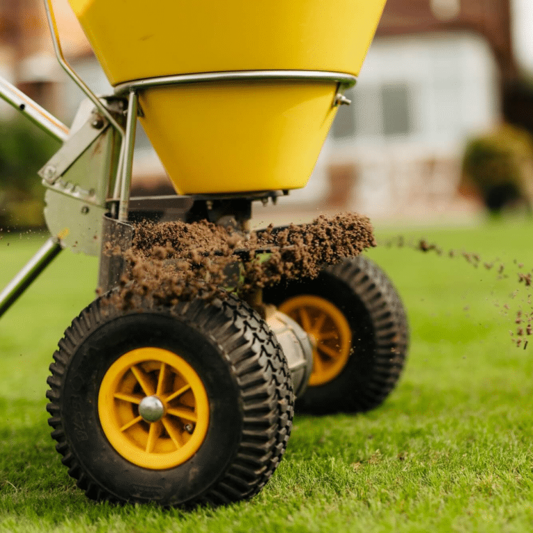 Lawn Top Dressing Rolawn