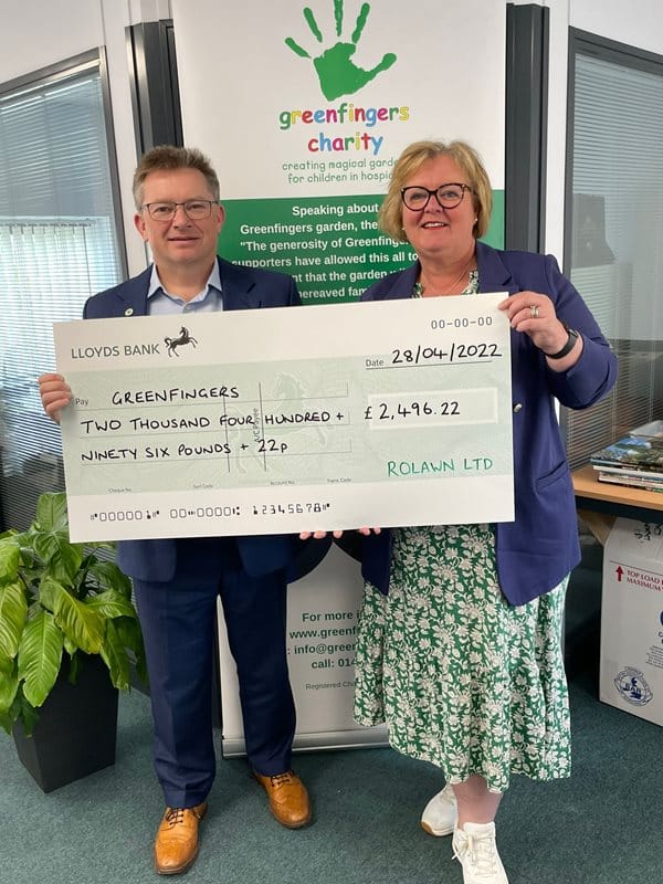 News - Greenfingers cheque donation May 2022