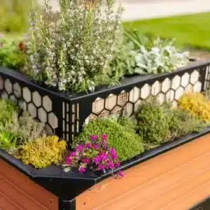 BioCube Biodiversity Wildlife Planter