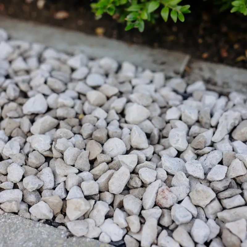 Limestone Chippings 20mm Bulk Bag - Image 3