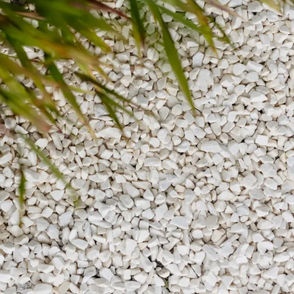Merle Chipins White Marble Chippings 9-12mm Bulk Bag | Decorative Aggregates